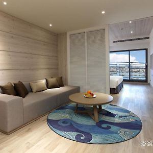 Discovery Hotel